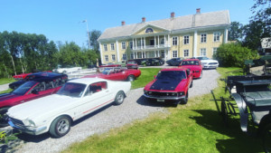 Veteranfordonträffar på Sölje Herrgård